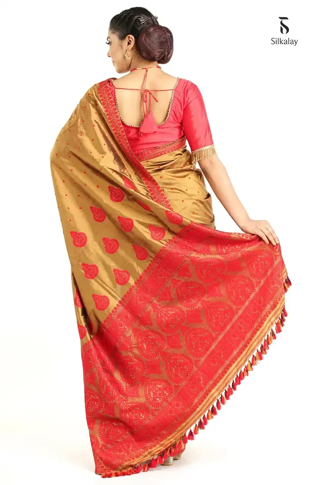 Saree