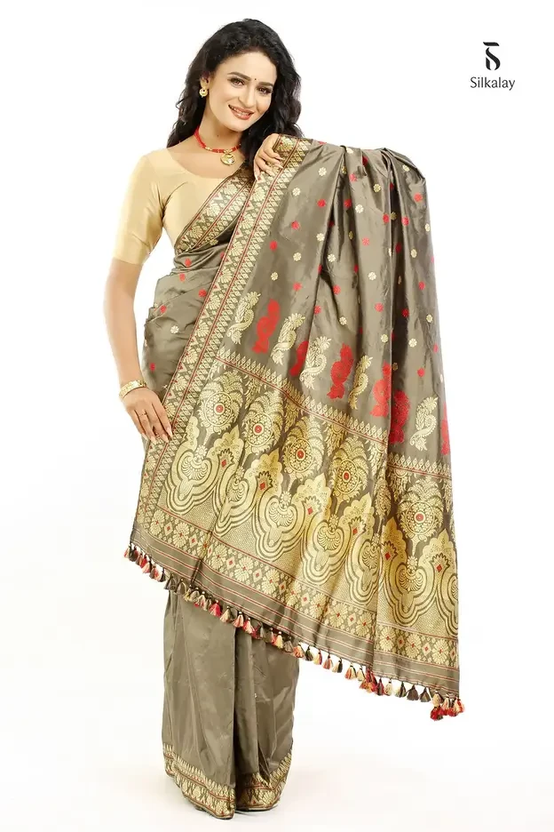 Saree