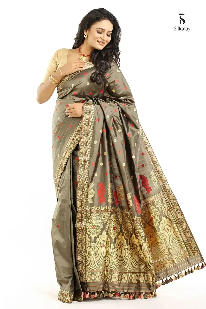 Saree