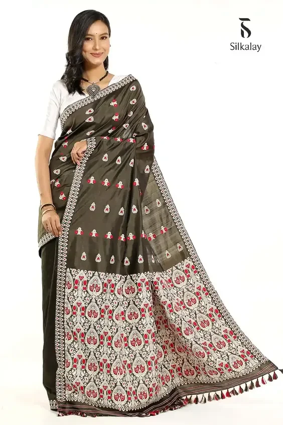 Saree