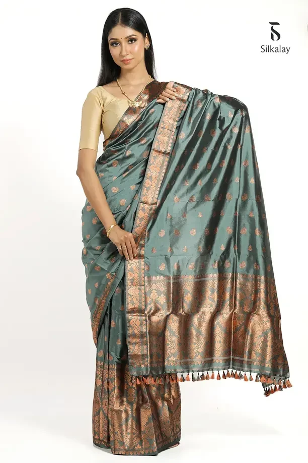 Mekhela Sador