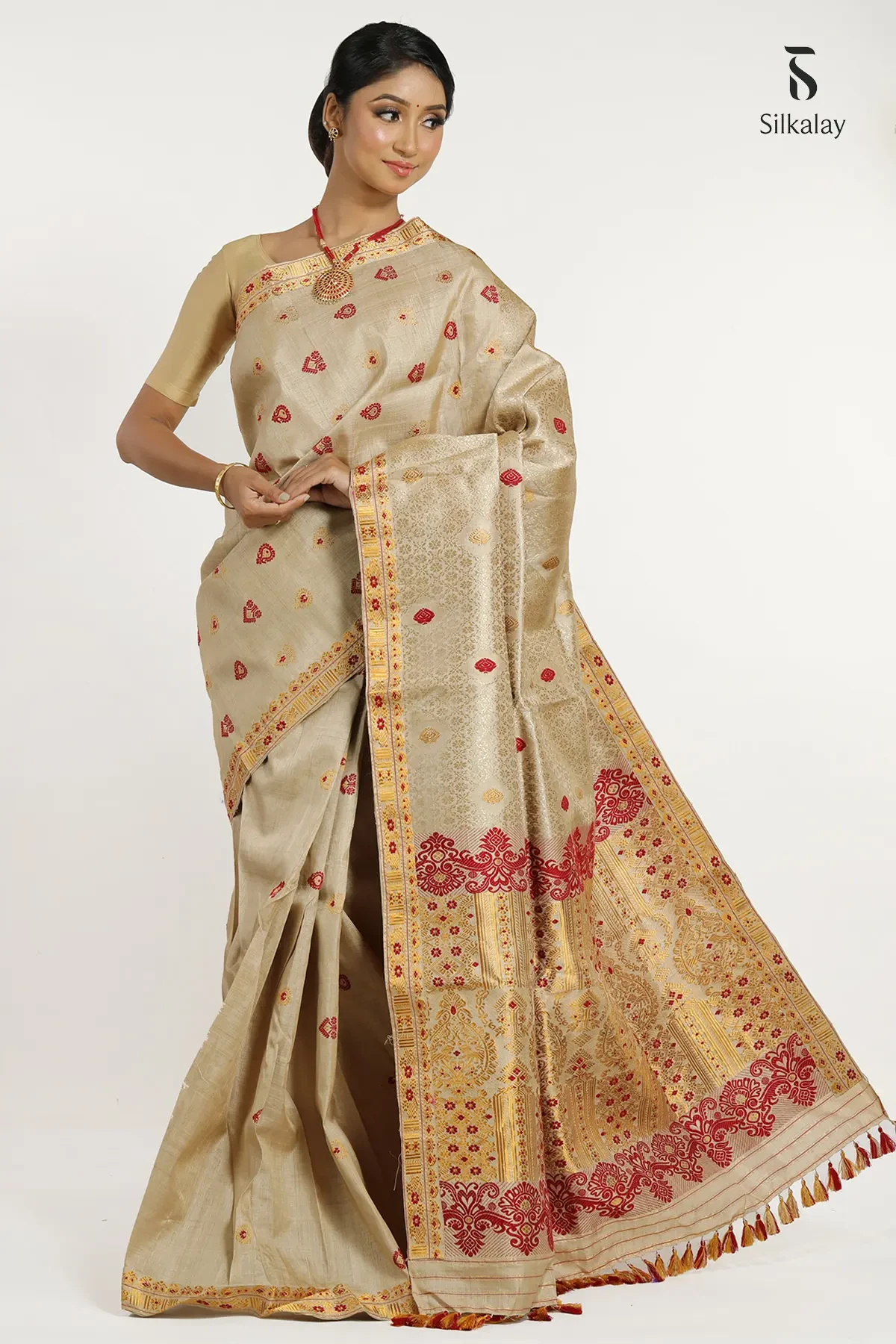 Saree